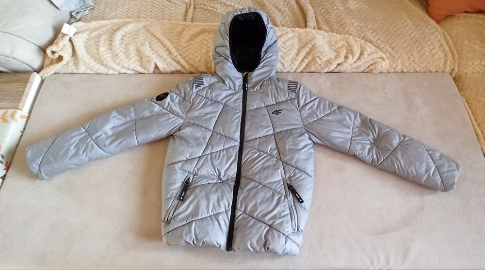 Kurtka zimowa dla chłopca firmy 4f- rozmiar 146