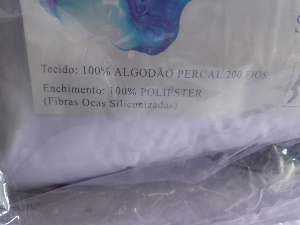 Almofadas ,cortinas e cobertor