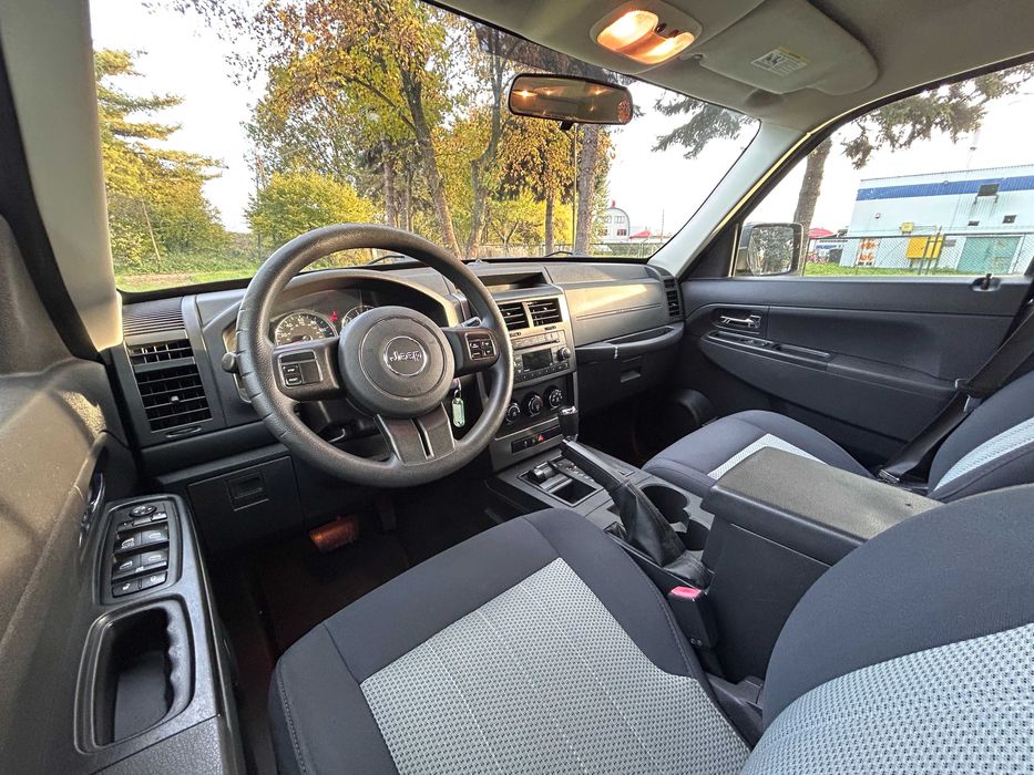 Jeep Liberty Sport*4x4*Automat*Klimatyzacja*Tempomat*VAT23%