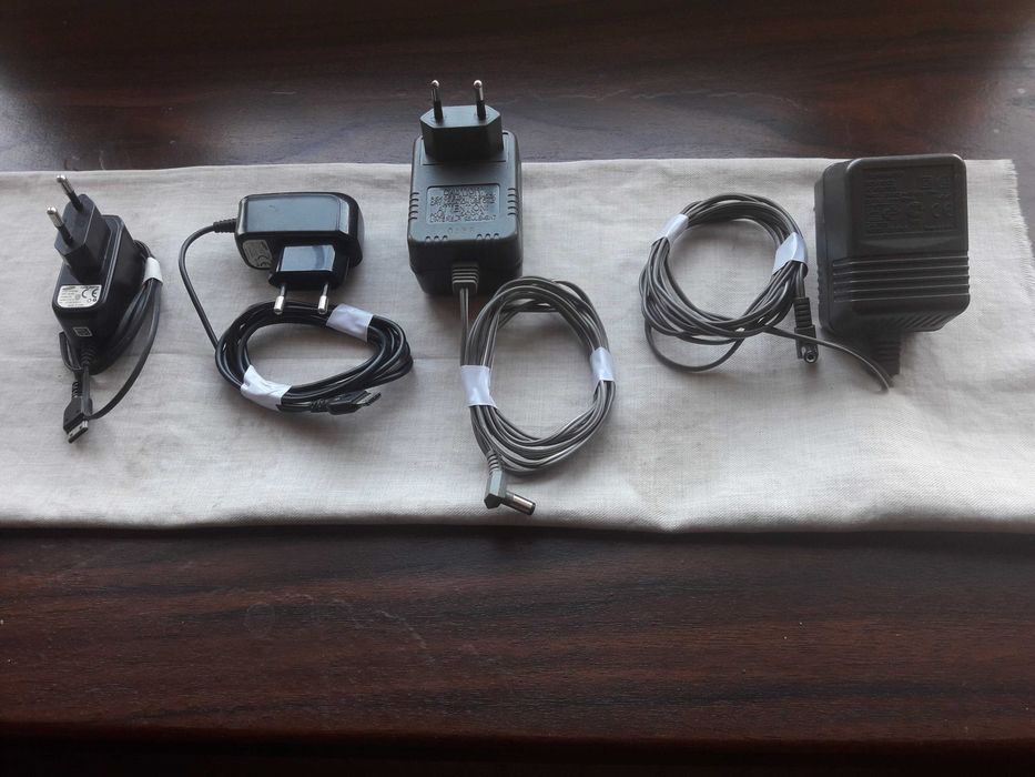 Блоки питания на 4,75 и 6 вольт.