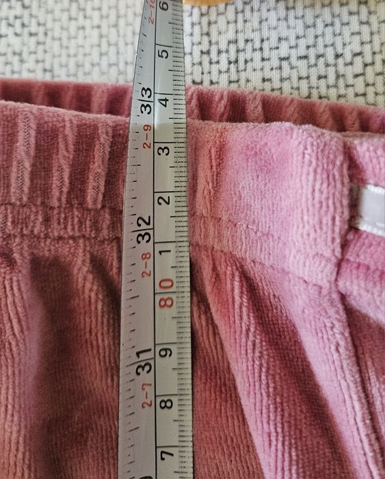 Spodnie welurowe r. 134