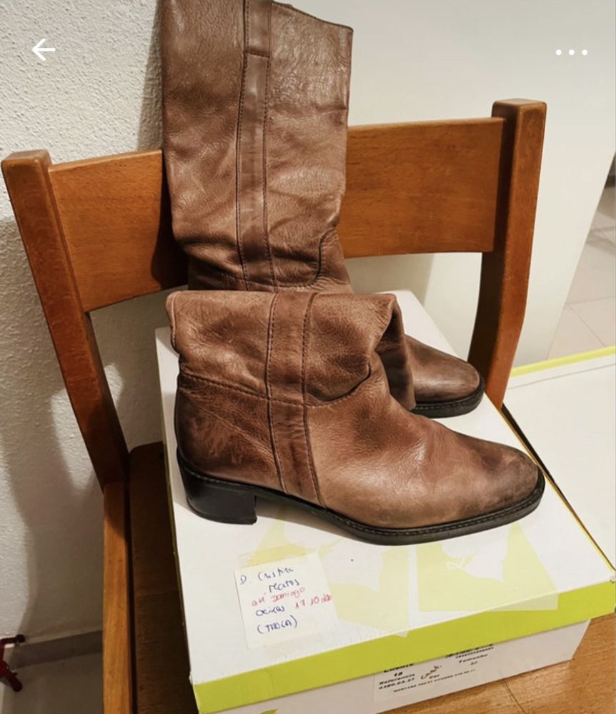 Dois pares de botas da “Era”, nº 38