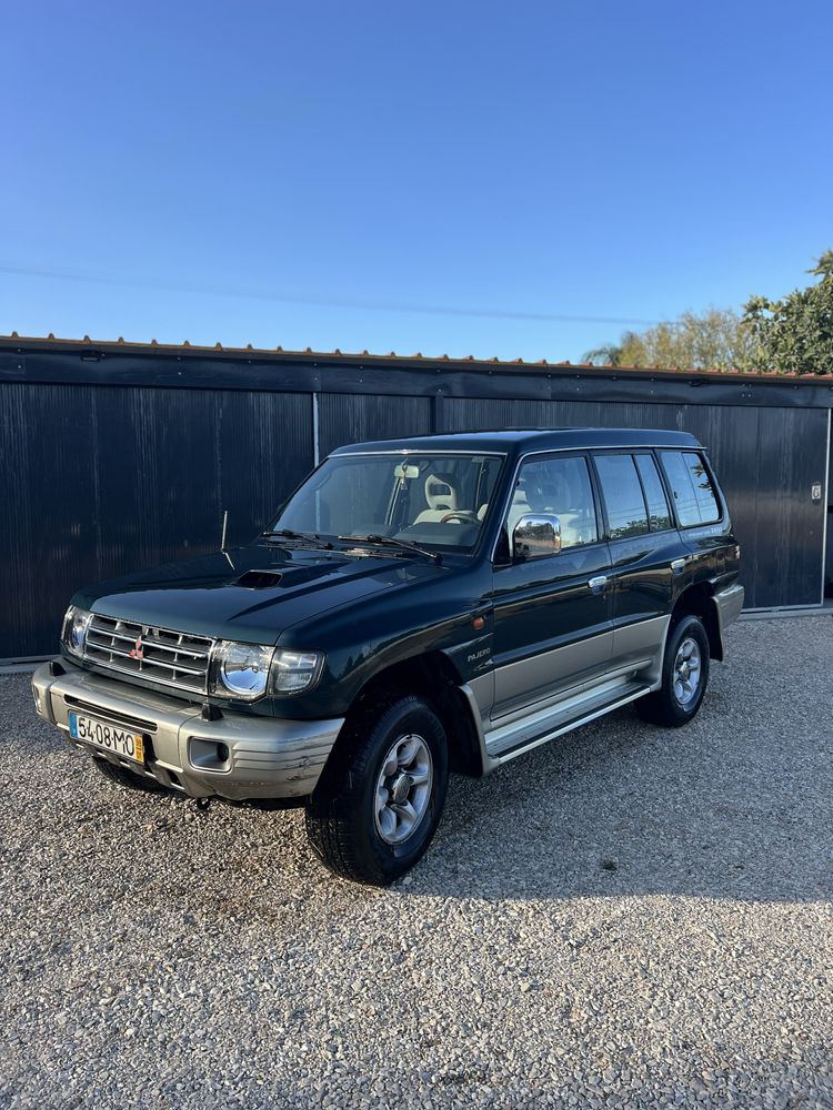 Mitsubishi Pajero 2.8GLS abas largas