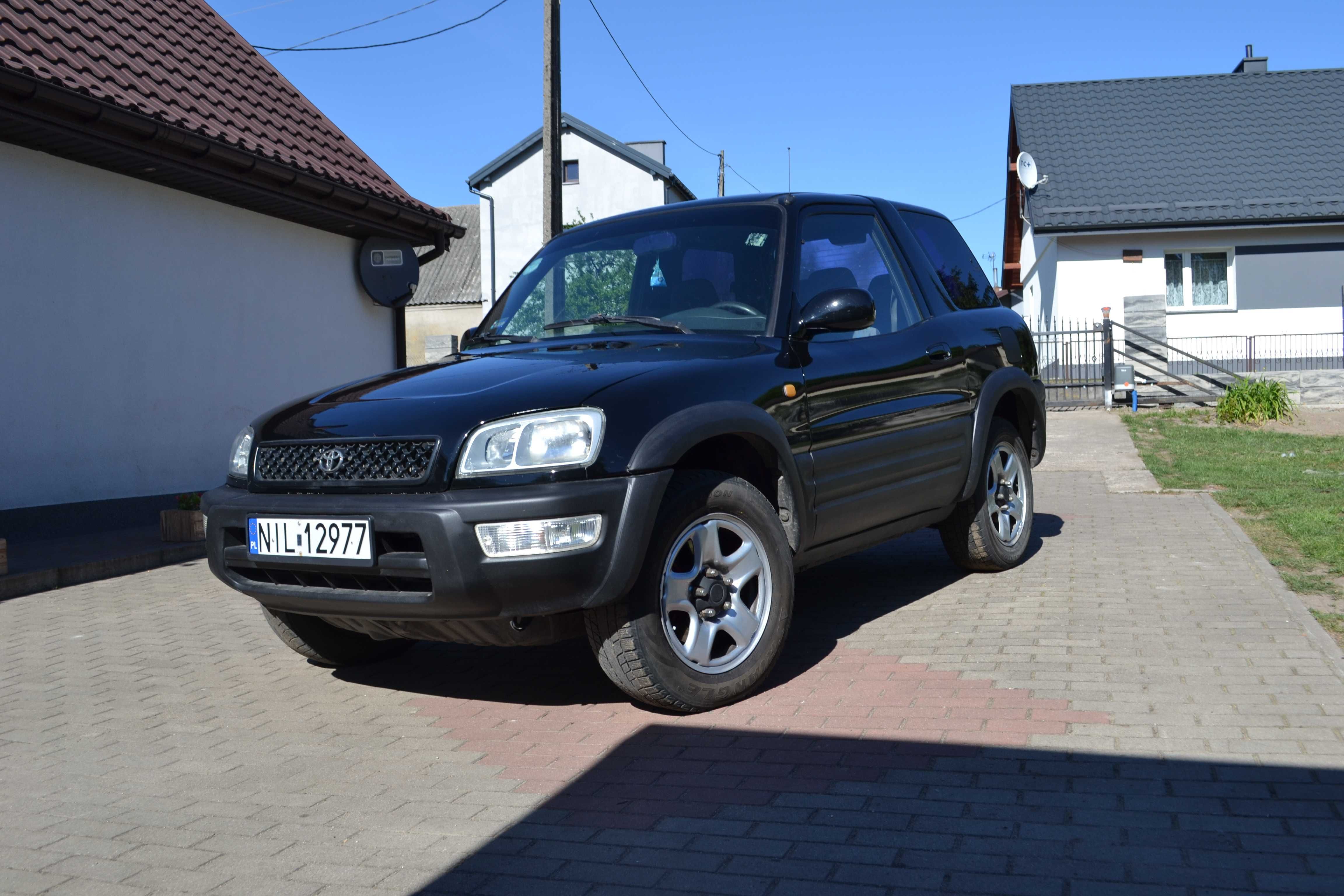 Sprzedam Toyota RAV4 pierwszej generacji