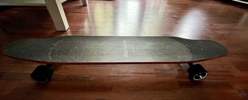 Longboard Alternative Flamingo medium 2017
