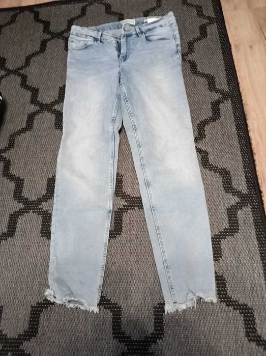 Dżinsy House rozmiar 36