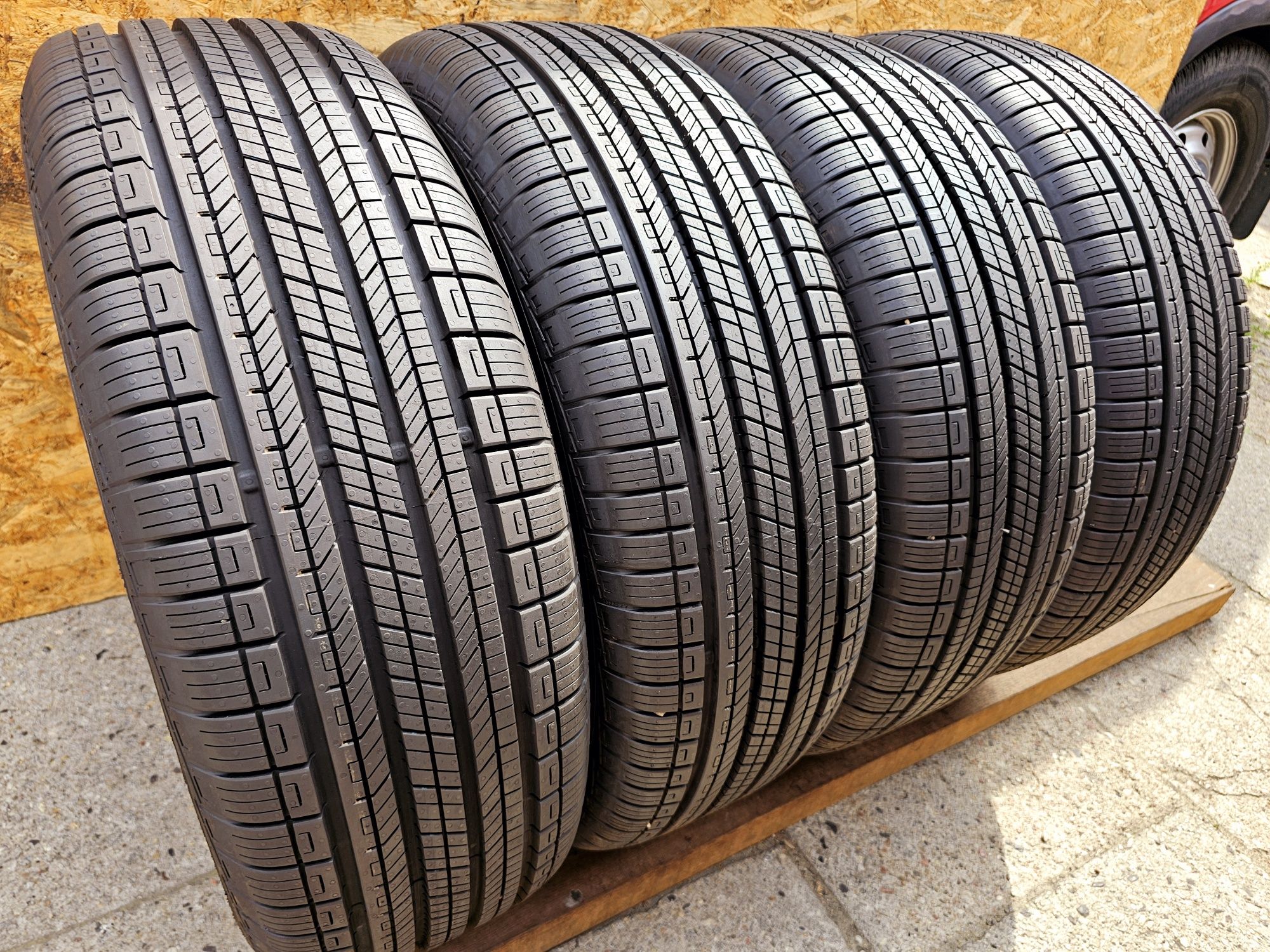 Nowe!!  255/70 r16 Continetal Cross Contact RX. 2024rok!!