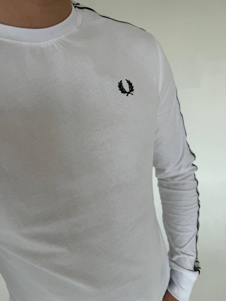 Fred perry лонг оригінал на лампасах на літо-весну