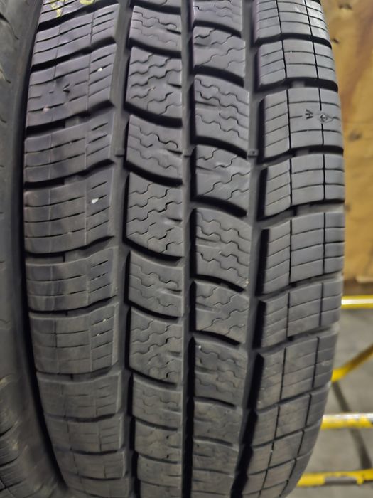 215/70R15C Vredestein Comtrac 2 All Season