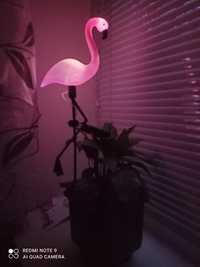 Продам светильник фламинго на солнечной батарее