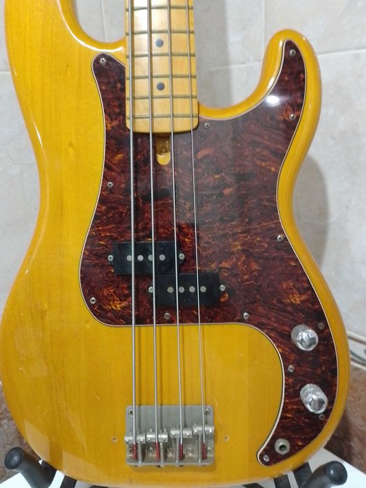 Бас-гітара  Aria Pro II Precise Bass