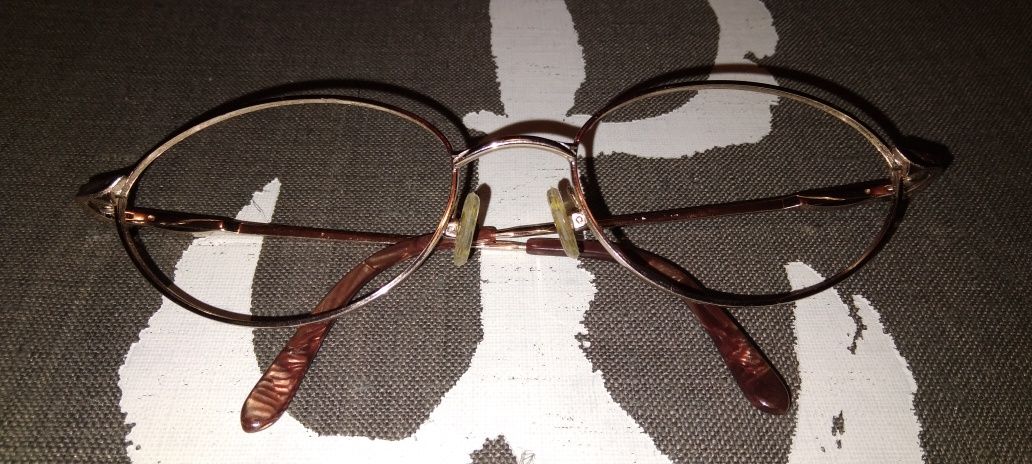 Złocone damskie oprawki okularów