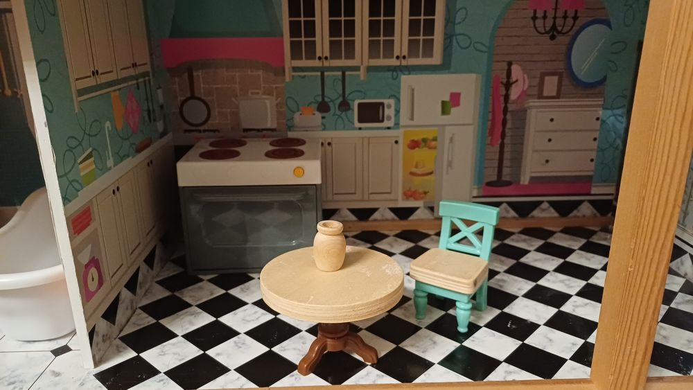 Bino 83557 Duży domek dla lalek