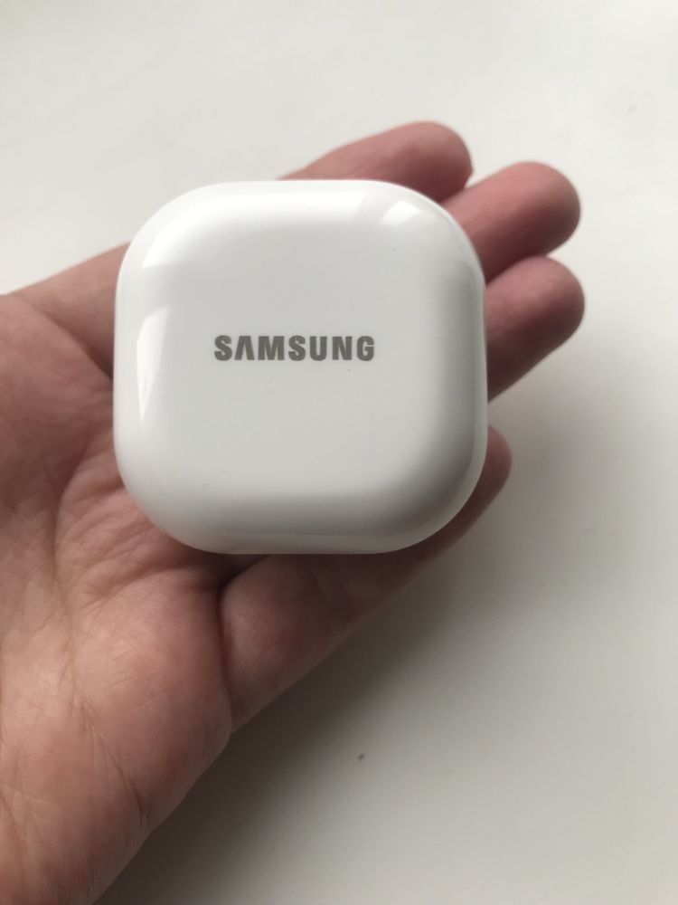 Навушники SAMSUNG Galaxy Buds FE