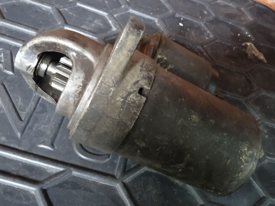 Стартер реставрований