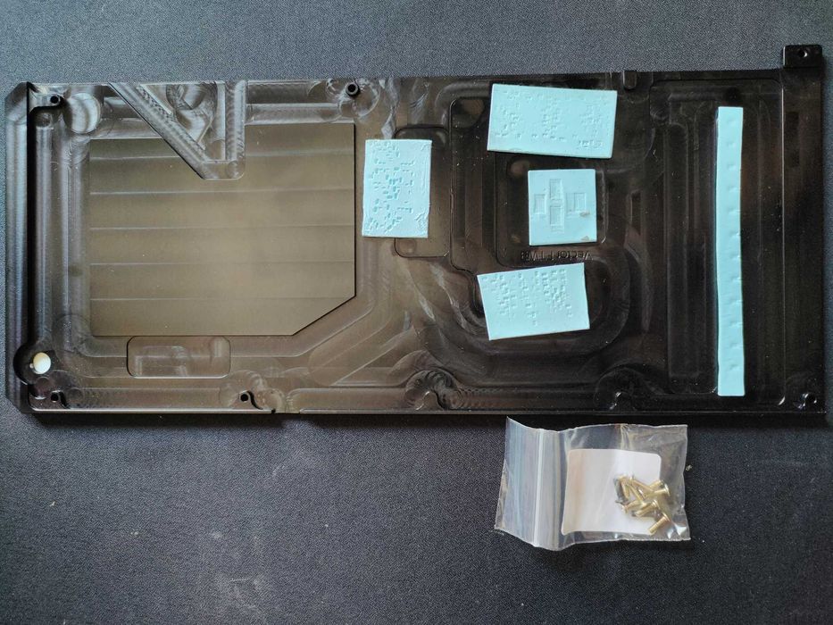 EKWB Vector EVGA FTW3 RTX 3070 Bloco + Backplate