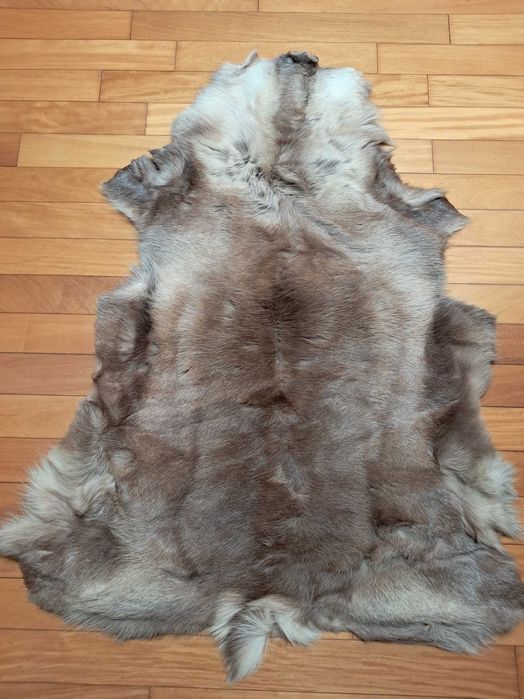 Pele de Rena - Finlândia _Como Nova