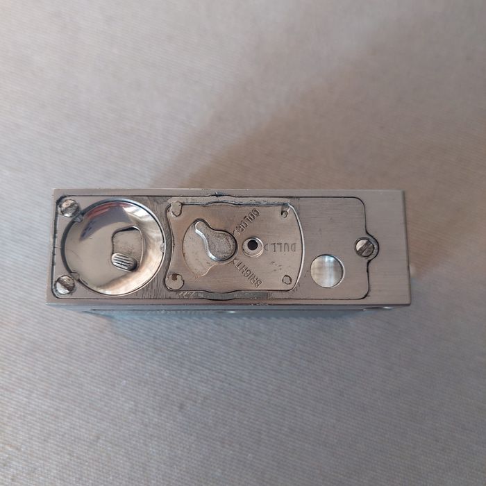 Máquina fotográfica mini, antiga