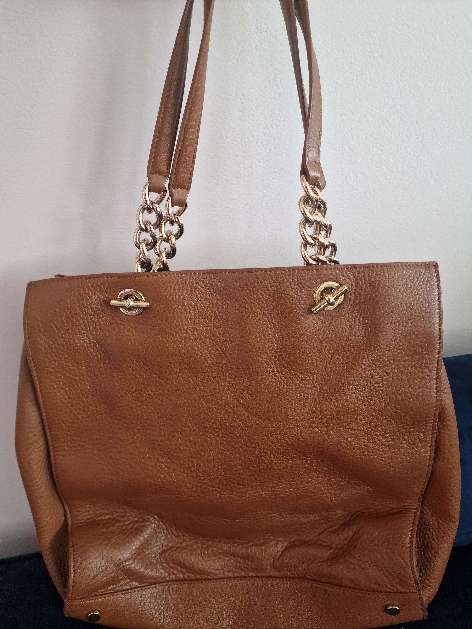 Mala Guess camel