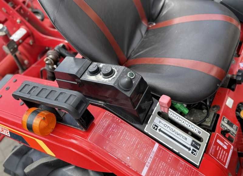 Японський мінітрактор YANMAR F175 + фреза
