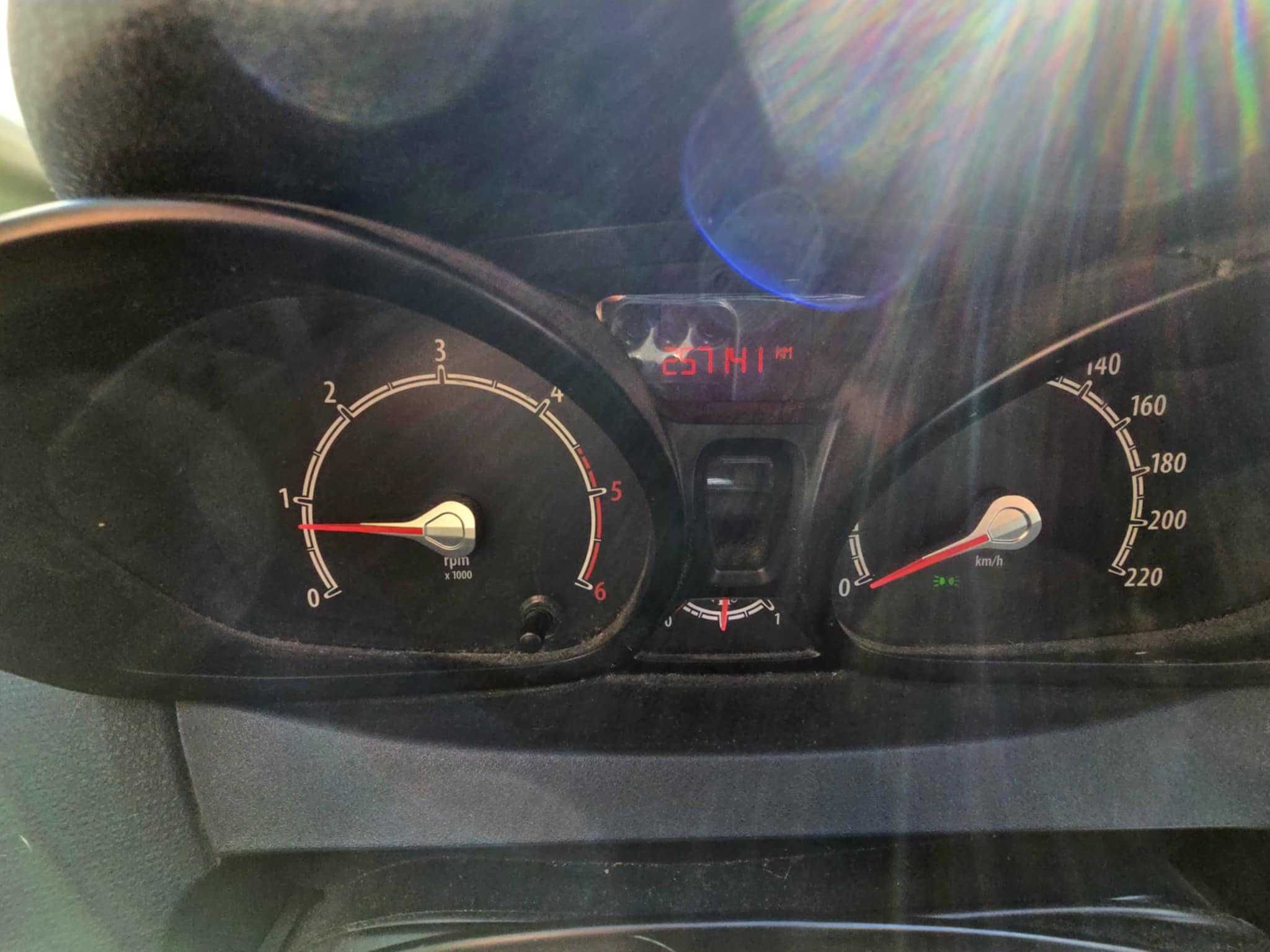 Ford fiesta van 1.4 tdi 2012