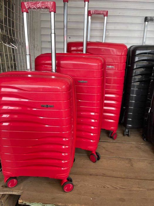 Валіза, чемодан на колесах «Three Birds»