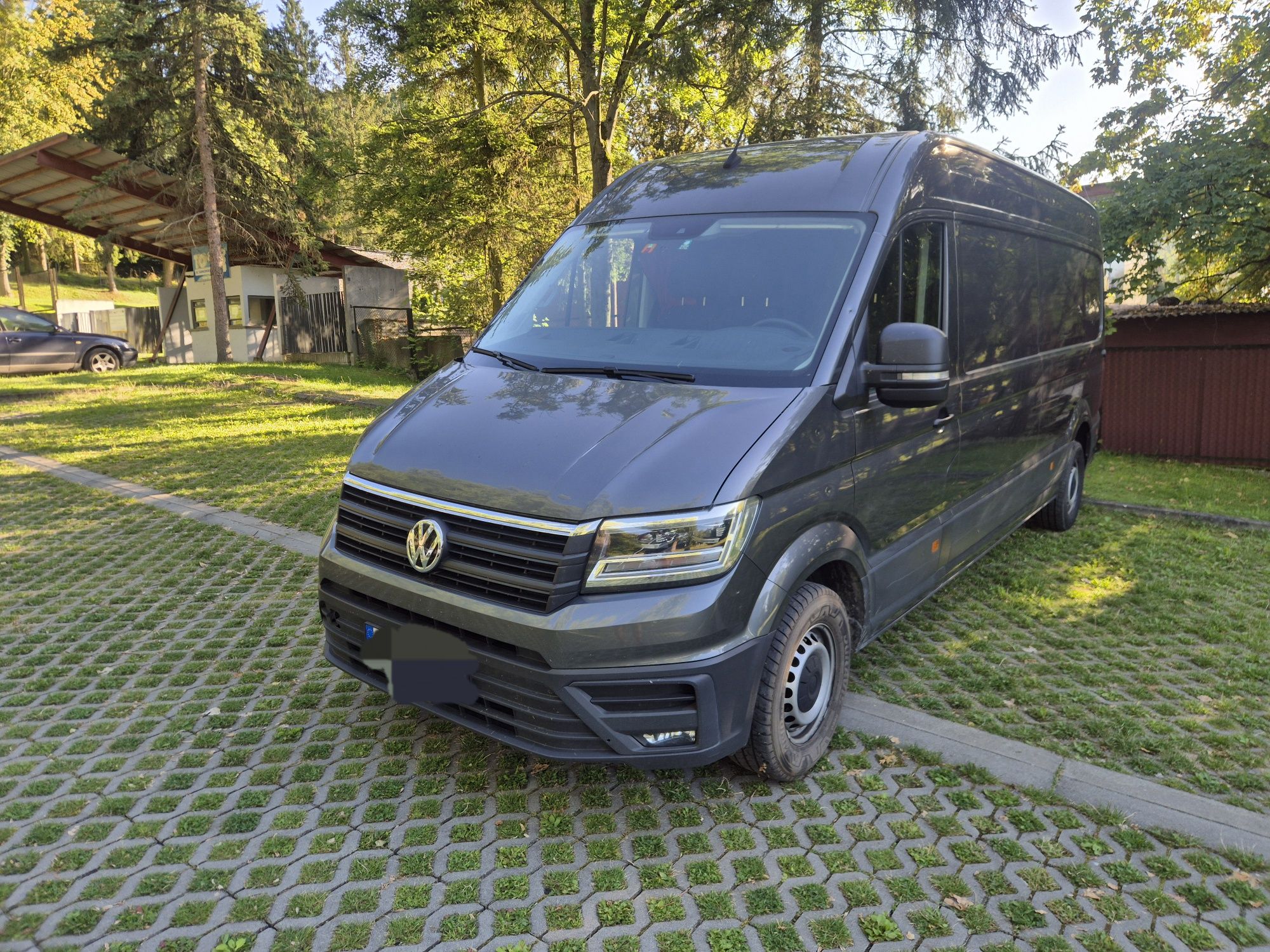 Volkswagen Crafter 2.0 salon PL 1wł2023r. Webasto Łóżko Camera man tge
