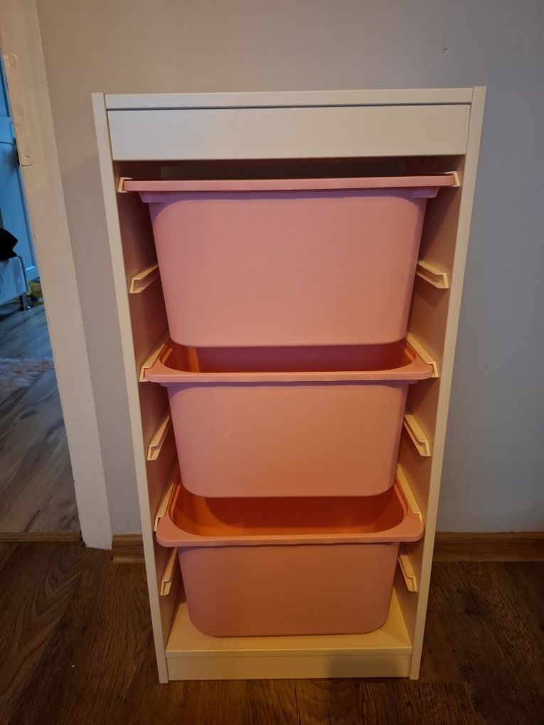 Regał z pojemnikami Ikea TROFAST