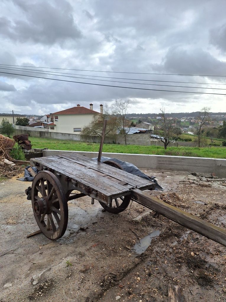 Carro de bois antigo