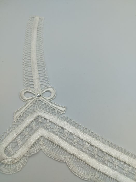 Wstawka ecru koronkowa. Zestaw 5 sztuk.''D''