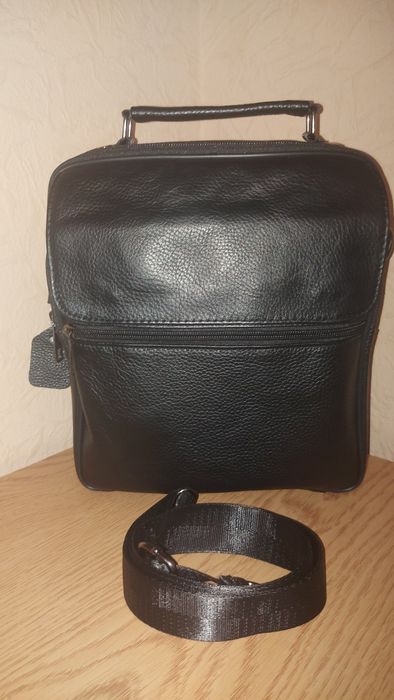 Чоловіча сумка через плече  з натуральної шкіри