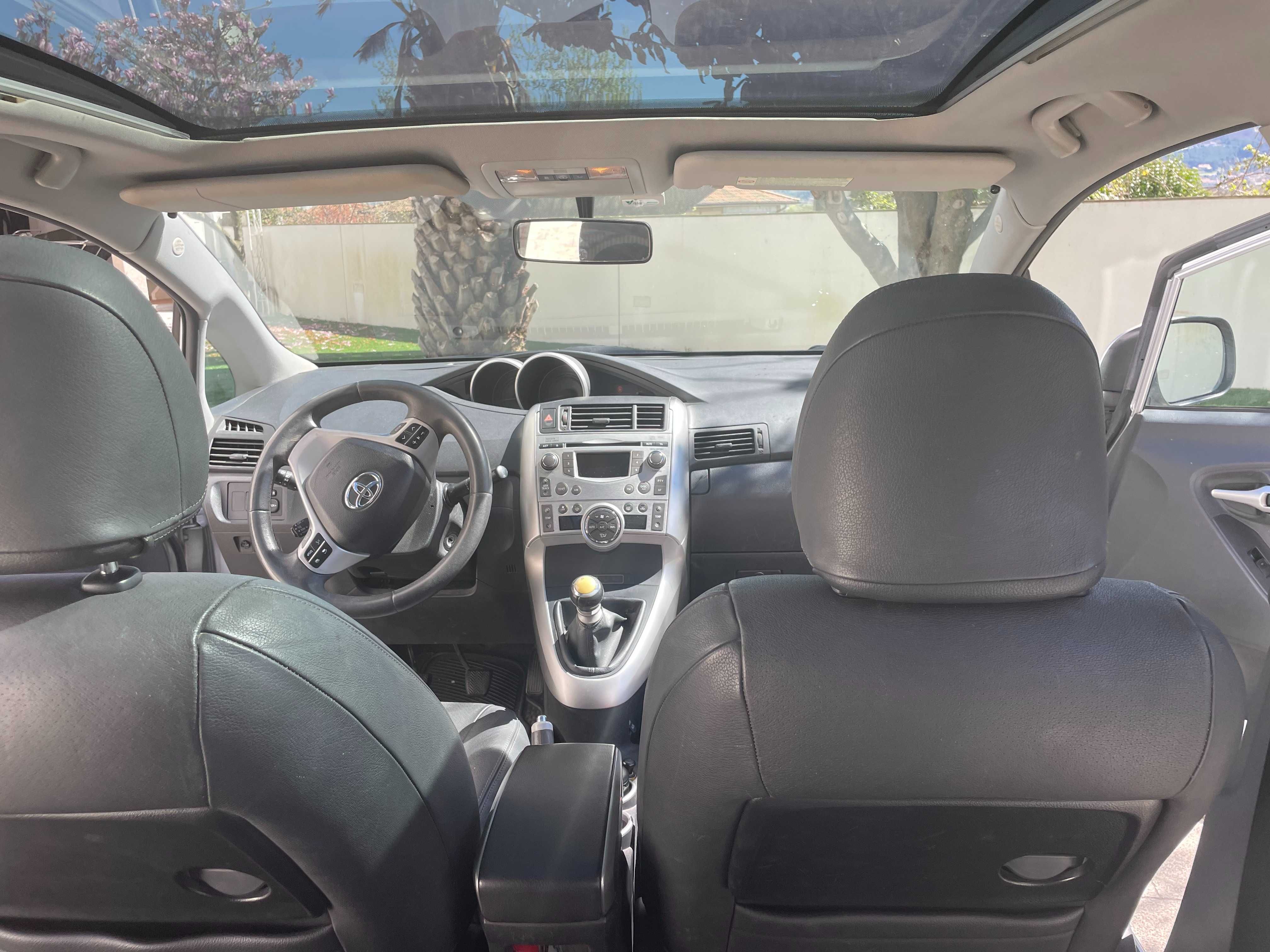 Toyota Verso Diesel - 7 lugares - 1 dono