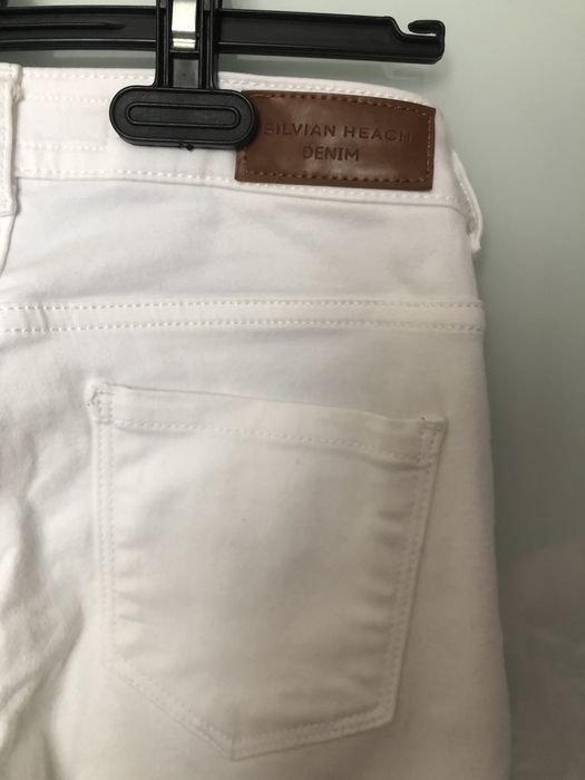 Джинси білі джинсы Silvian Heach xs