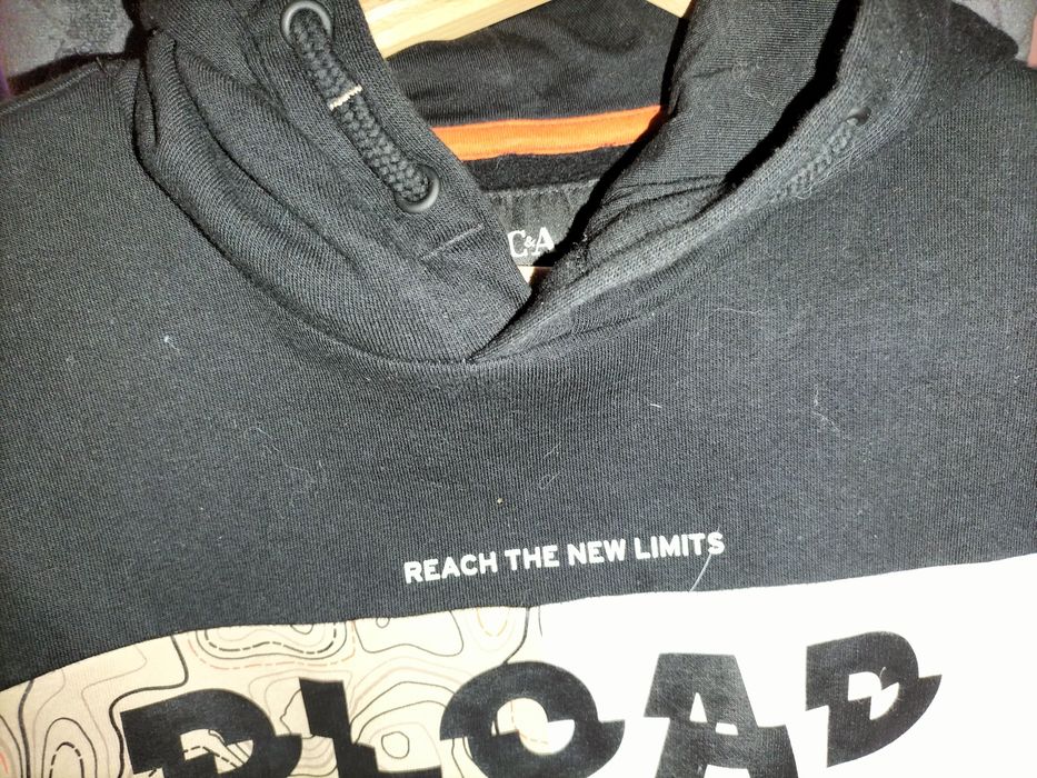 Bluza młodzieżowa z kapturem C&A rozm 146-152