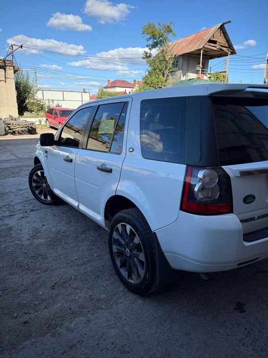 Рендж ровер фрилендер 2