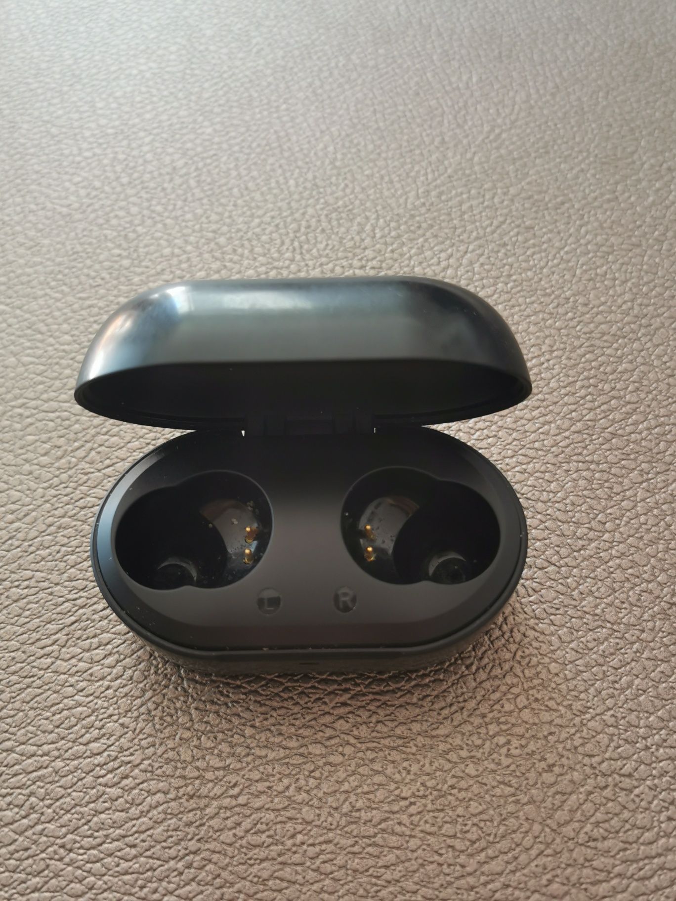 Ładowarka etui ładujące Philips Słuchawki  TWS BT 5.0 Stero TAT 1215 B