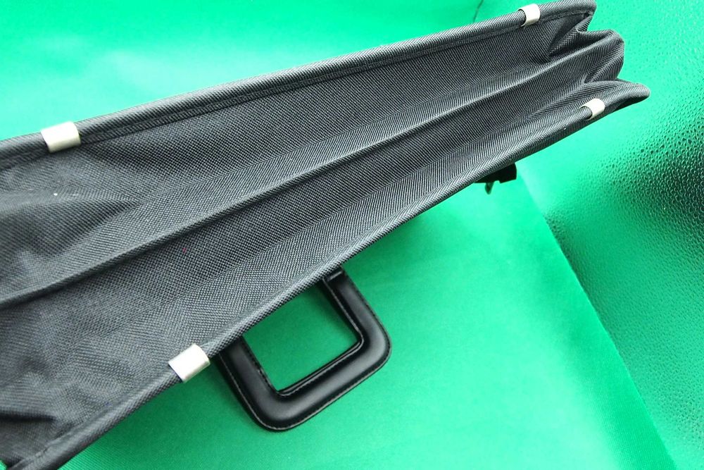 AKTÓWKA na laptop dokumenty TECZKA na RAMIĘ  torba NOWA