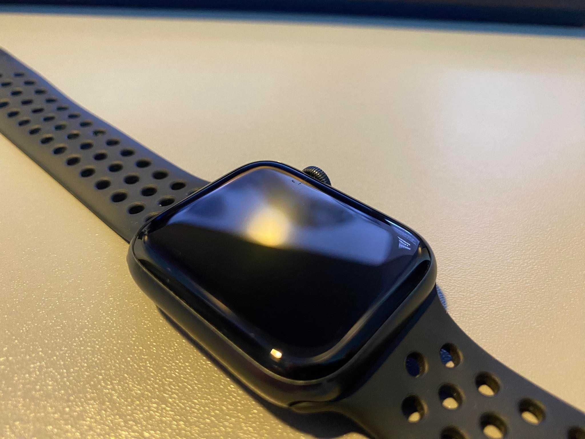 Apple watch 5, 45mm cellular, nike