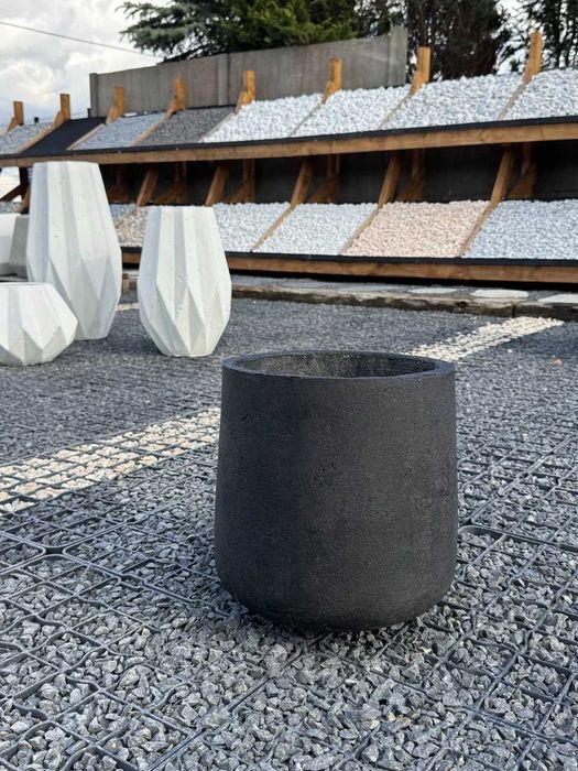 Donica betonowa Contur, Czarna Ogrodowa, do roślin  47x42 cm 1 szt
