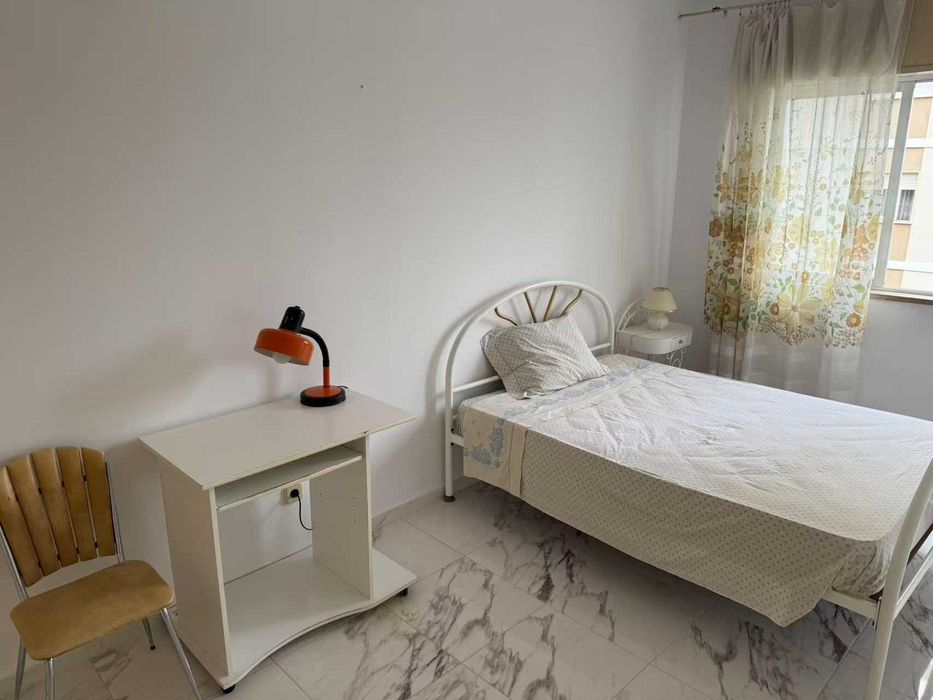 Arrendam-se quartos | Portimão – Centro |