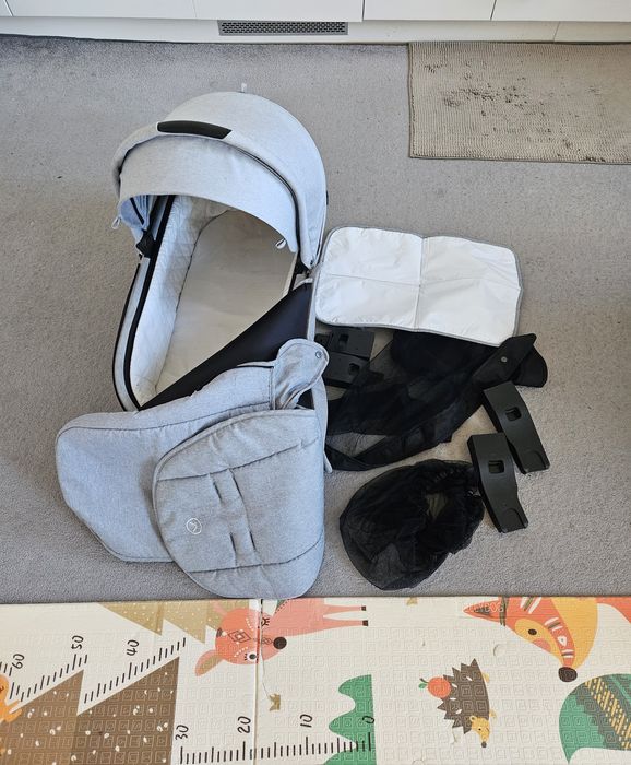 Wózek dziecięcy spacerówka i gondola + duży zestaw akcesoriów