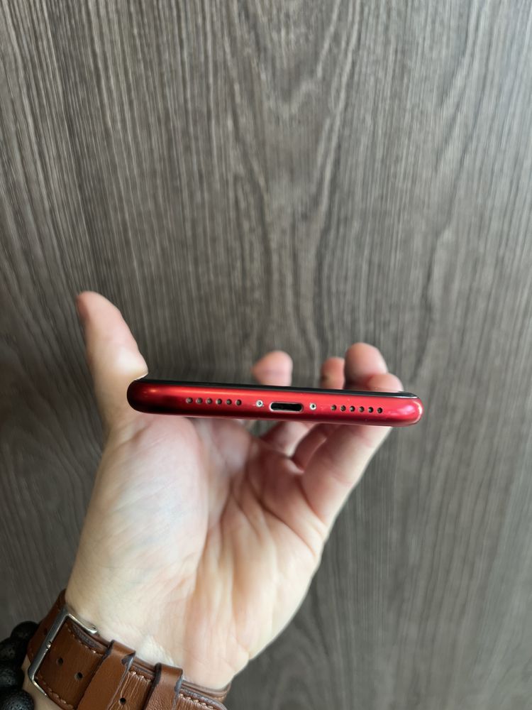 Apple iPhone 11 64 gb Red