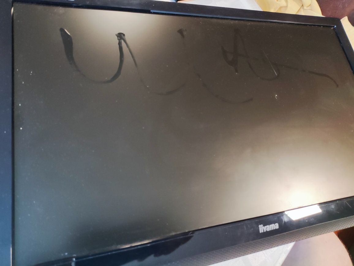 Monitor 22 iiyama