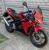 Honda CBR 125 uszkodzone plastiki wersja na wtrysku import DE