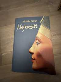 Nefertiti książka