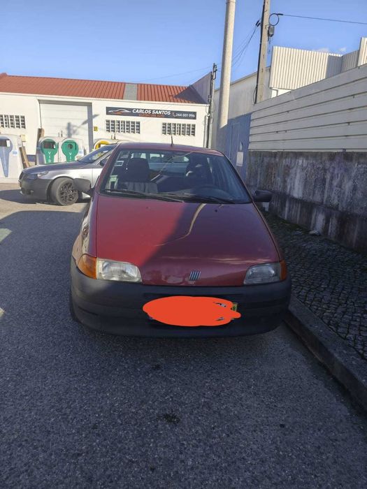 Vendo Fiat Punto S - Carro em excelente condições 121 km.