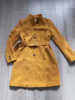Żółty przejściowy płaszcz Orsay r.38