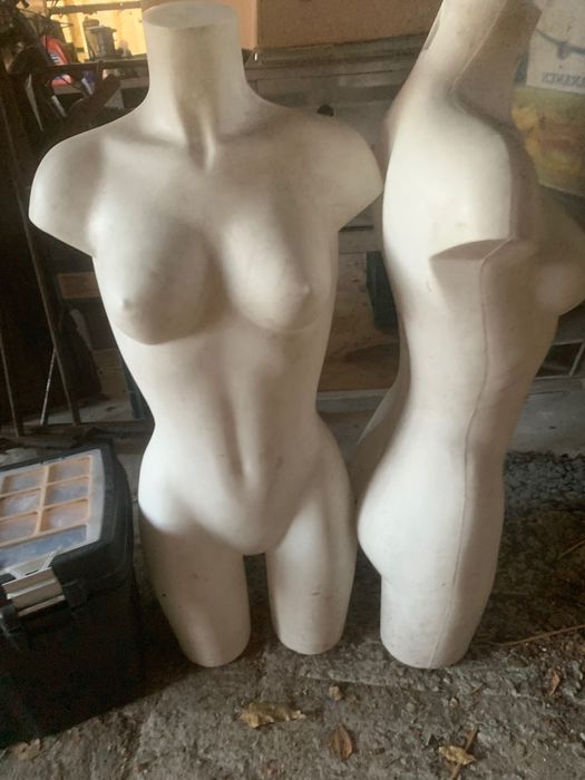 Manekiny plastikowe