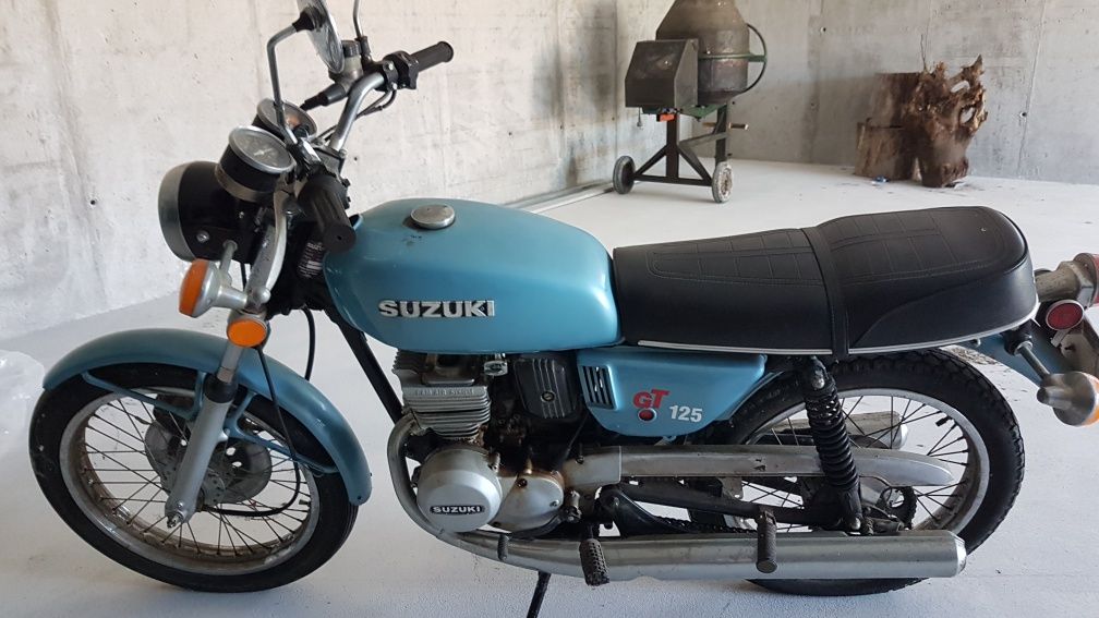 Mota suzuki gt125