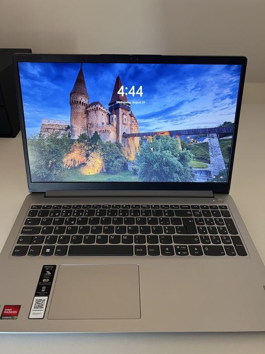 Portátil Lenovo IdeaPad 1 (Com Garantia)
